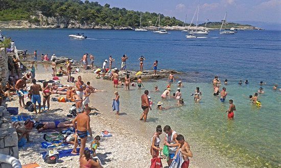 Γαλάζιες Σπηλιές