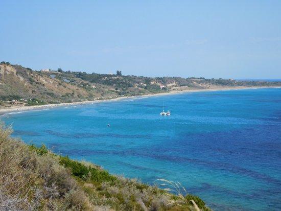 Παραλία Κατελειός