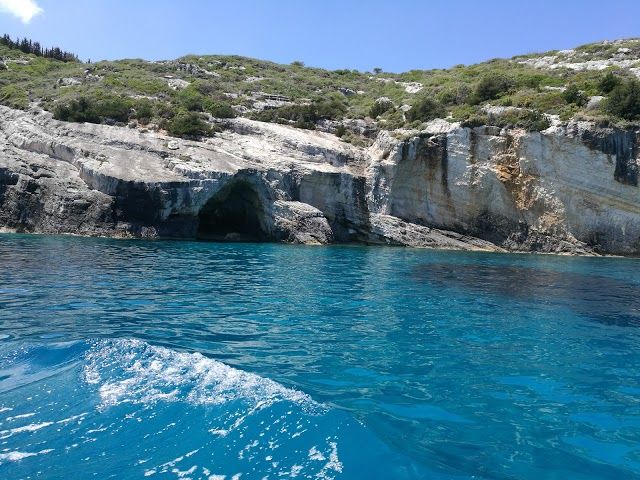 Mikro Nisi Boat Rentals